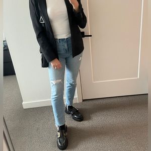 Meet your Posher, Yesenia